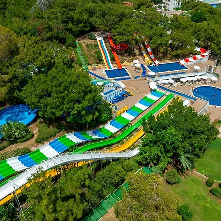 Szálloda A Good Life Utopia Family 4*